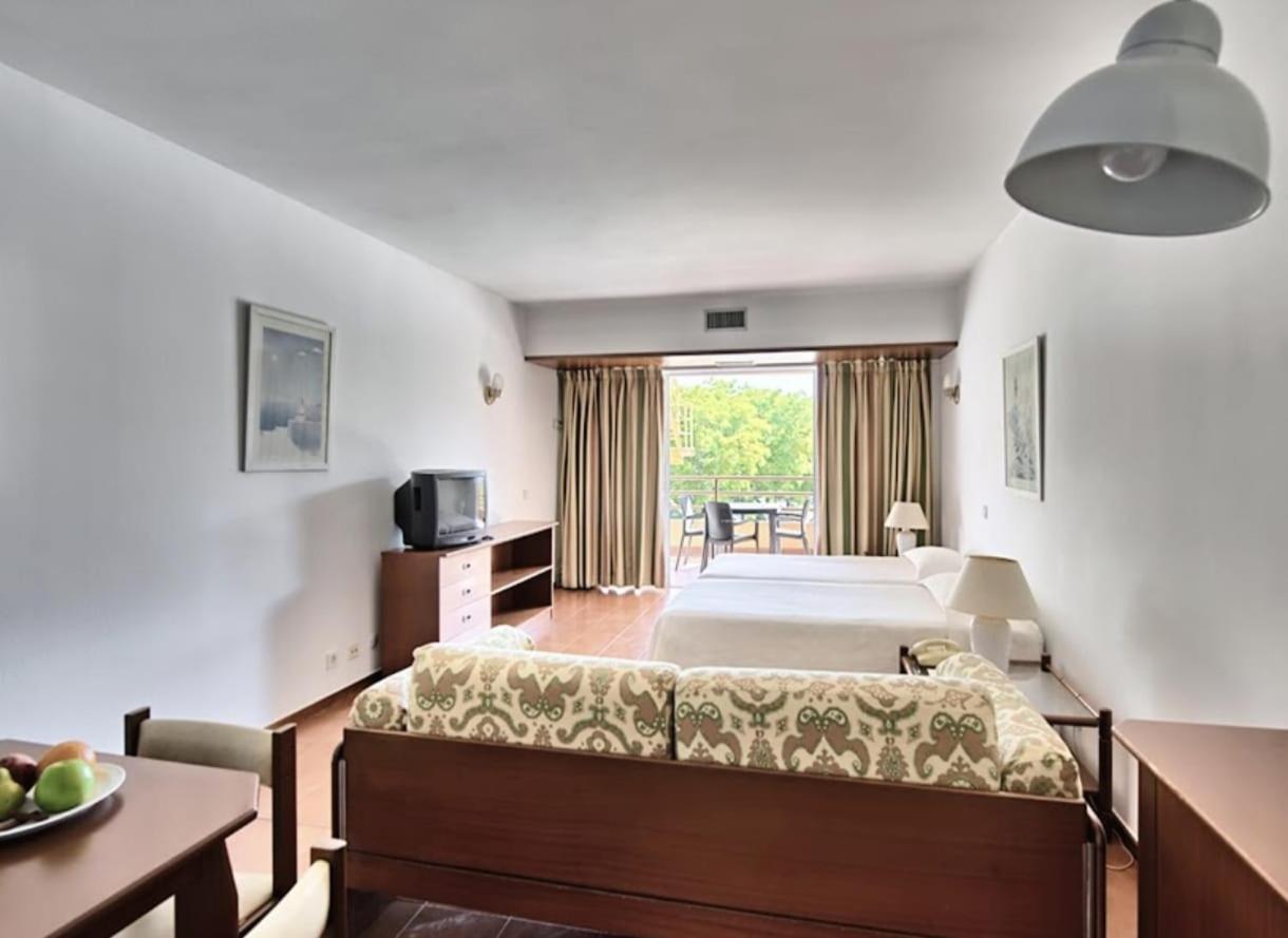Hotel Dom Pedro Portobelo Quarteira Kültér fotó