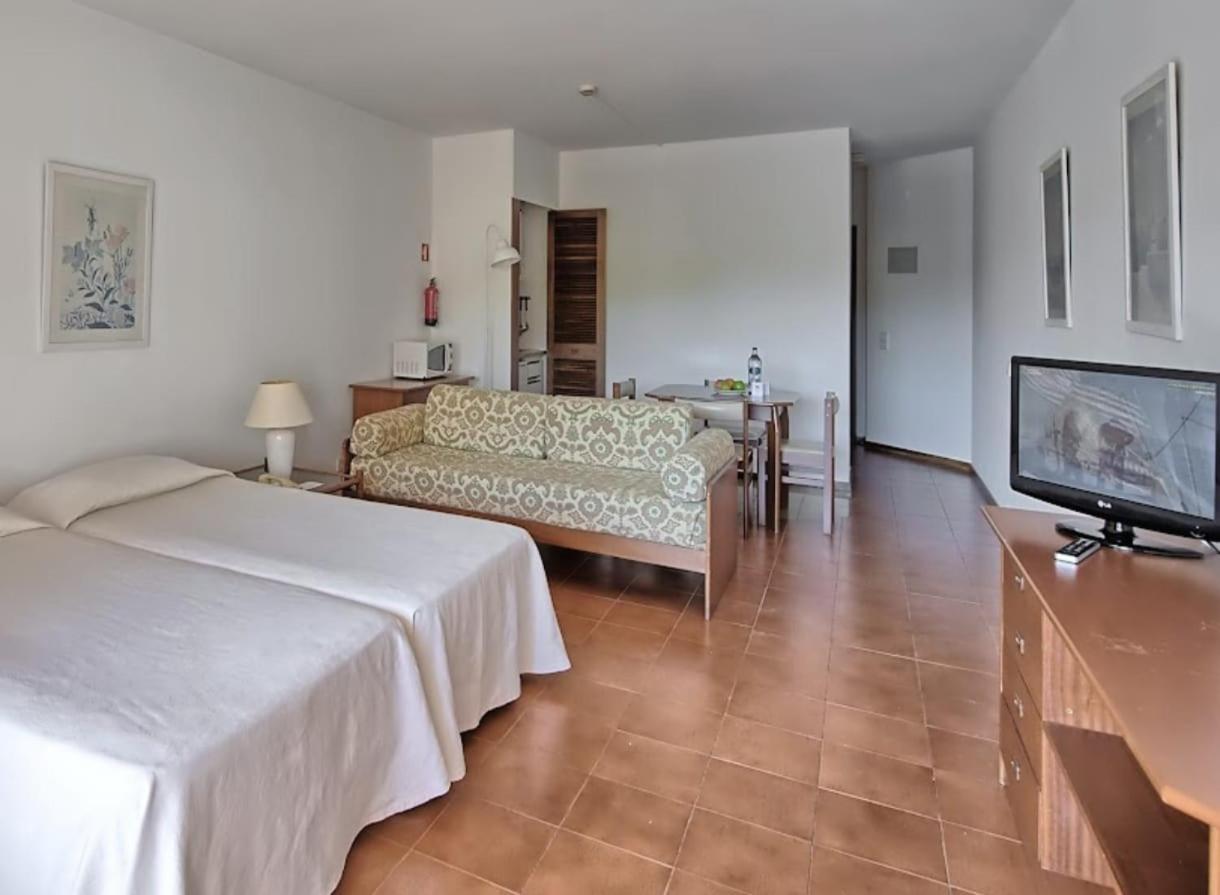 Hotel Dom Pedro Portobelo Quarteira Kültér fotó